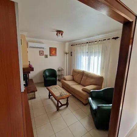 Au Premier Etage Dans Maison De Charme Avec Grand Jardin Au Rdc Banyuls-sur-Mer