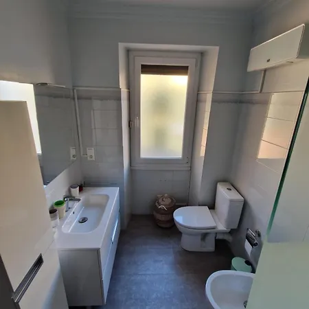 Au Premier Etage Dans Maison De Charme Avec Grand Jardin Au Rdc Lägenhet Banyuls-sur-Mer