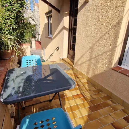 Au Premier Etage Dans Maison De Charme Avec Grand Jardin Au Rdc 滨海巴纽尔斯