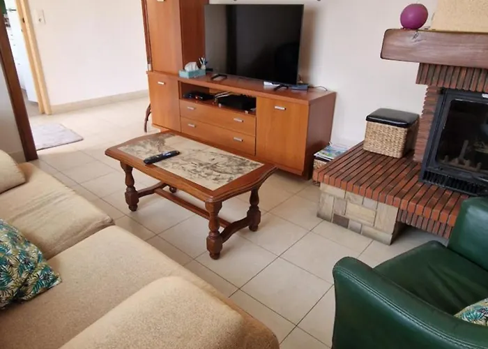 Au Premier Etage Dans Maison De Charme Avec Grand Jardin Au Rdc * Banyuls-sur-Mer