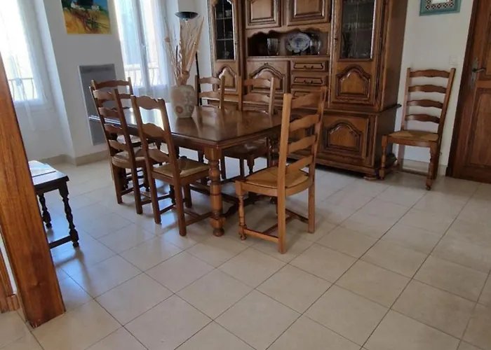 Au Premier Etage Dans Maison De Charme Avec Grand Jardin Au Rdc * Banyuls-sur-Mer