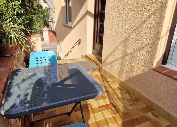 Au Premier Etage Dans Maison De Charme Avec Grand Jardin Au Rdc Banyuls-sur-Mer